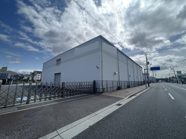 物件裏側にもシャッターがあります。