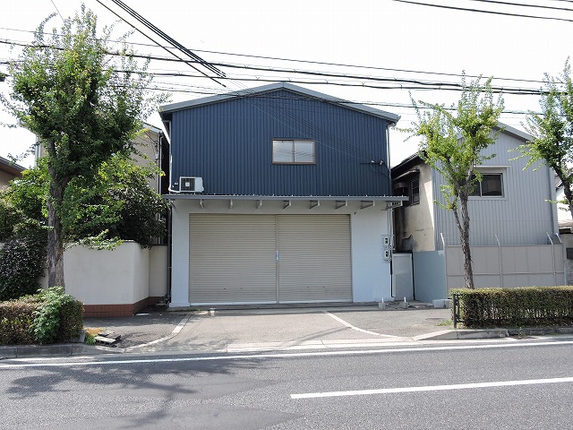 前面で荷下ろし可能です。