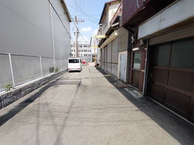 前面道路です。