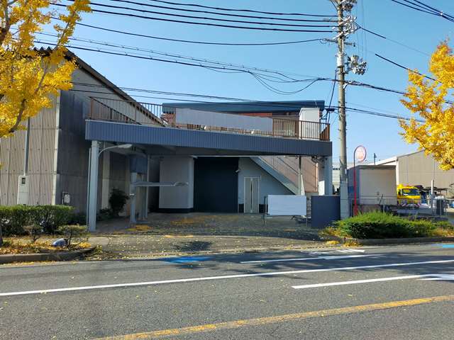 事務所付いてます。