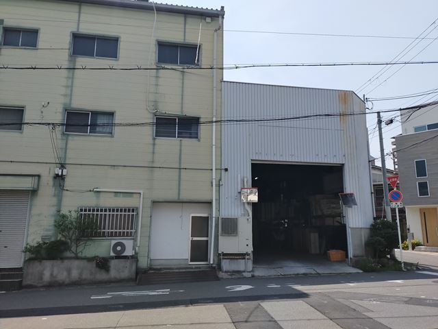 事務所スペース御座います。