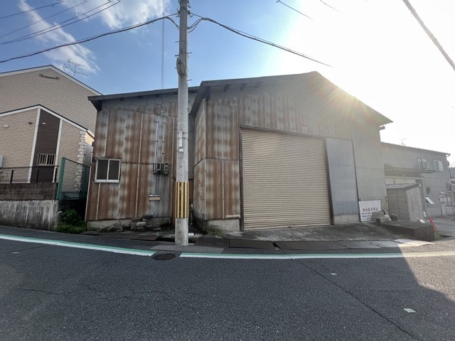 木造平屋建てになります。