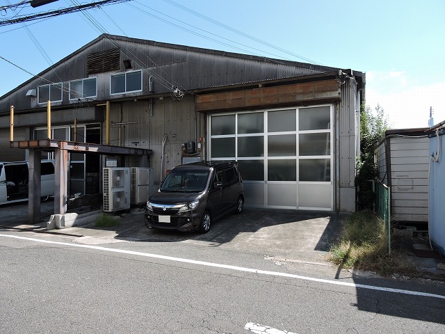 事務所付き倉庫