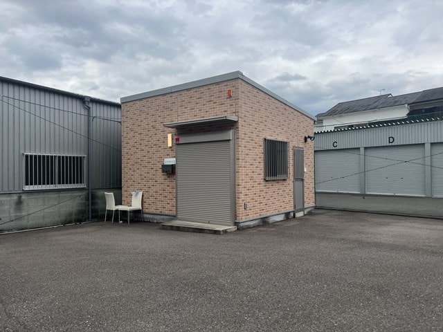 事務所部分になります。
