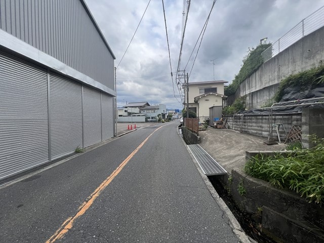 大型車両通行可能です。