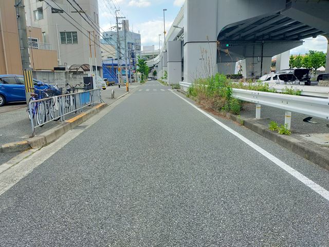 幹線道路にすぐに合流できます。