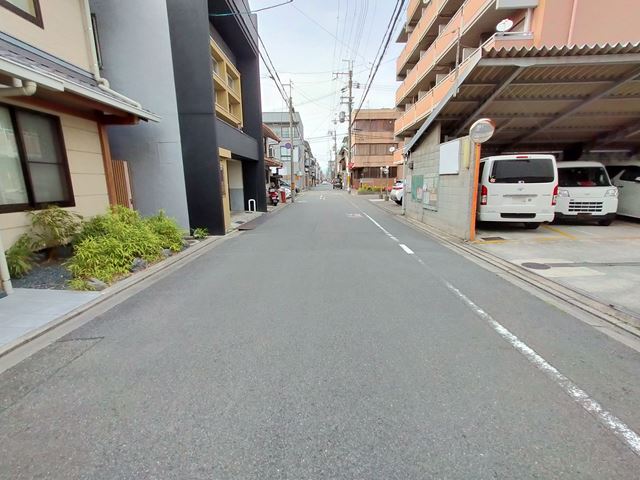 前面道路です。