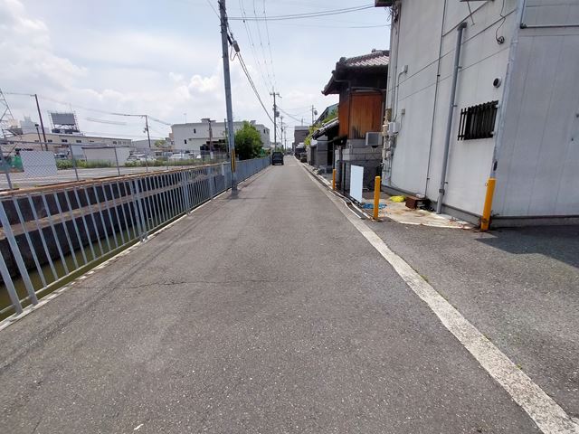 乗用車でギリギリですね。