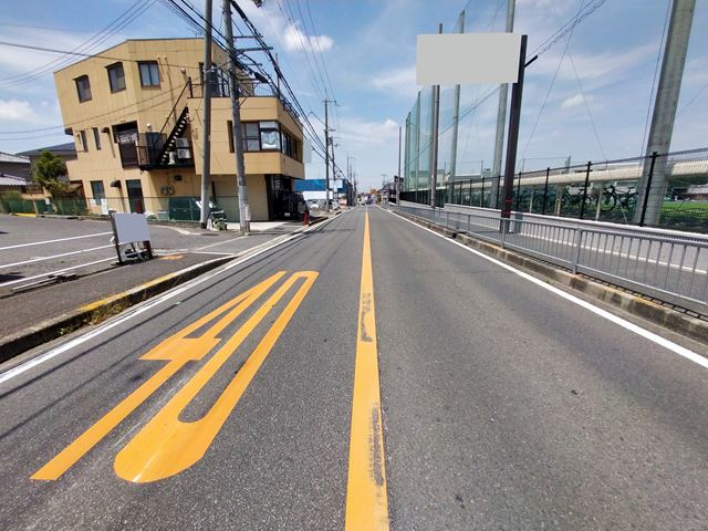 前面道路です。