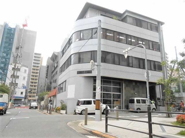 1、2階部分が賃貸借対象部分です。