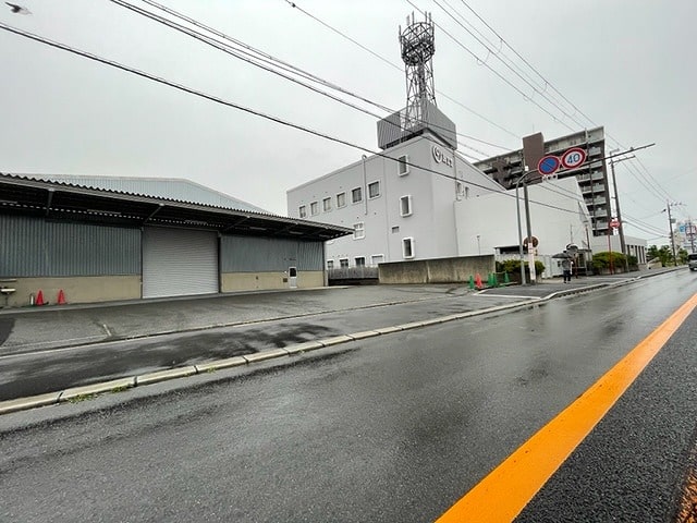 前面道路は少し混みます