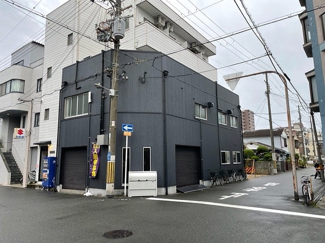 店舗事務所としても使用可能です。
