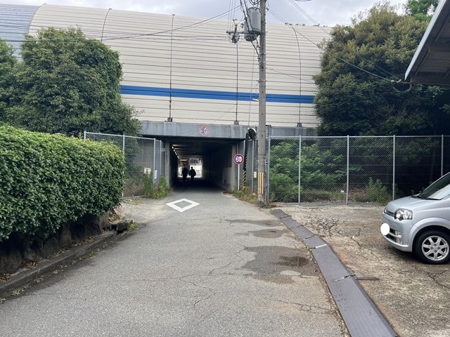 2ｔ車の通行がギリギリです。