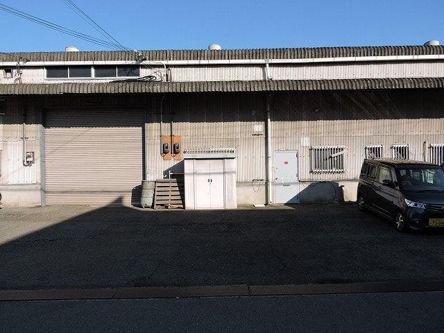 整備工場などに如何でしょうか？