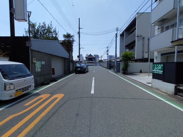 前面道路　西向き