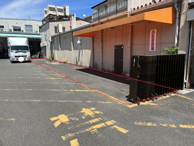 赤枠が駐車スペースになります。