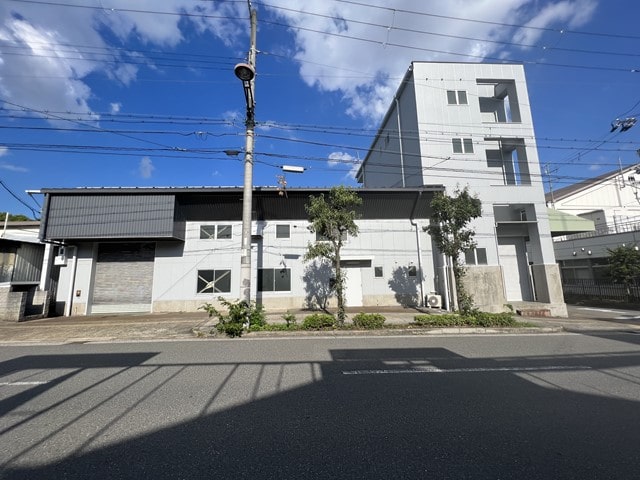 芦原駅から徒歩8分です。