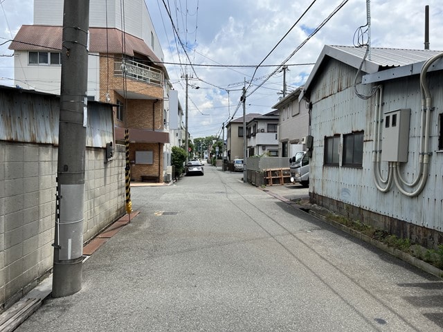 用途地域は住宅地域になります。