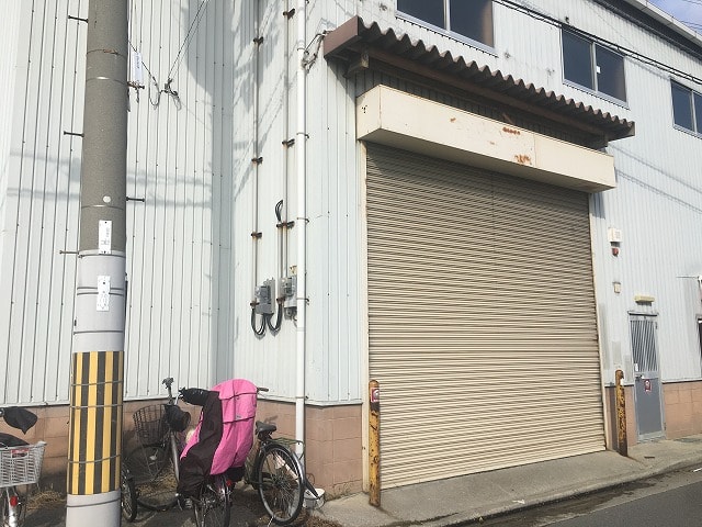 2階建倉庫です。