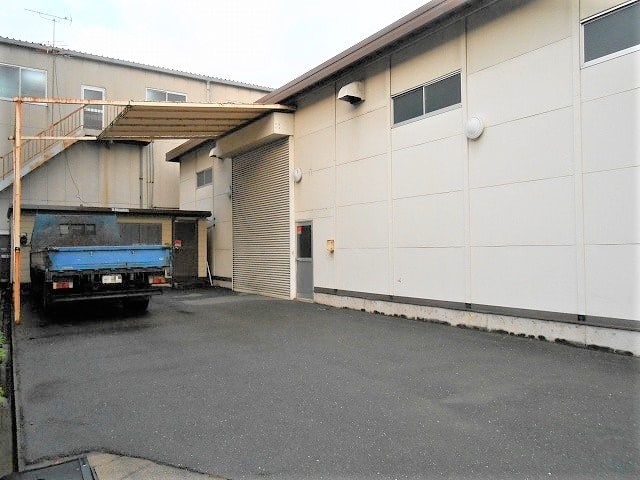 事務所スペース、トイレ有ります。