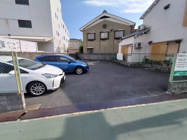 現況駐車場