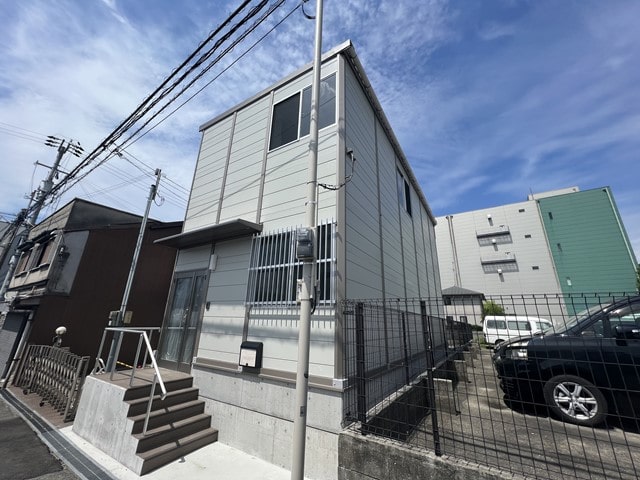 事務所付きです