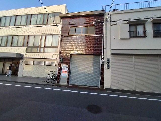 建物正面です