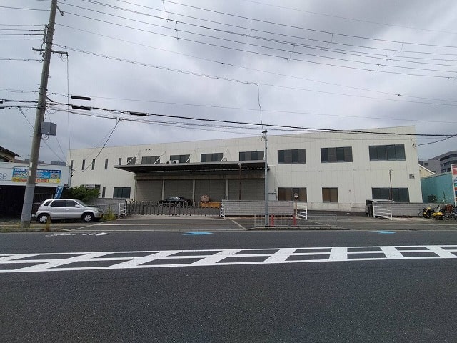 北久宝寺の大型倉庫です