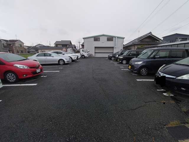 前面駐車場