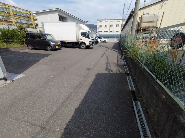 駐車4台可能