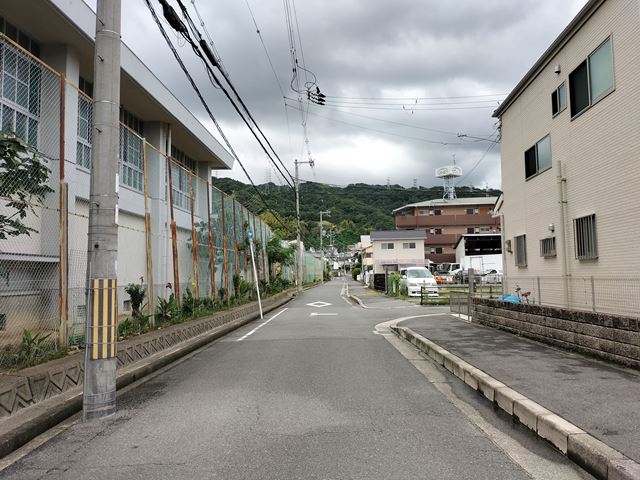 一方通行です。