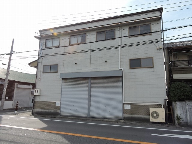 駅チカです。