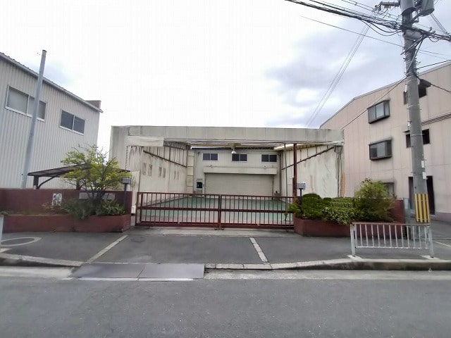 空地部分テントあり