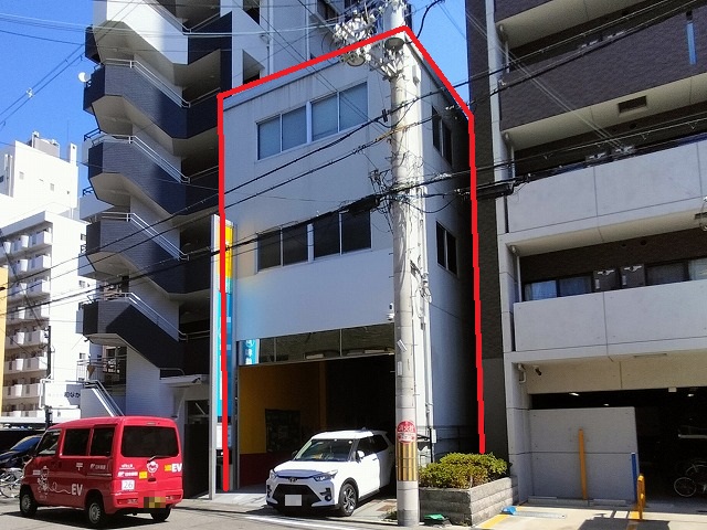 近隣に民家あり