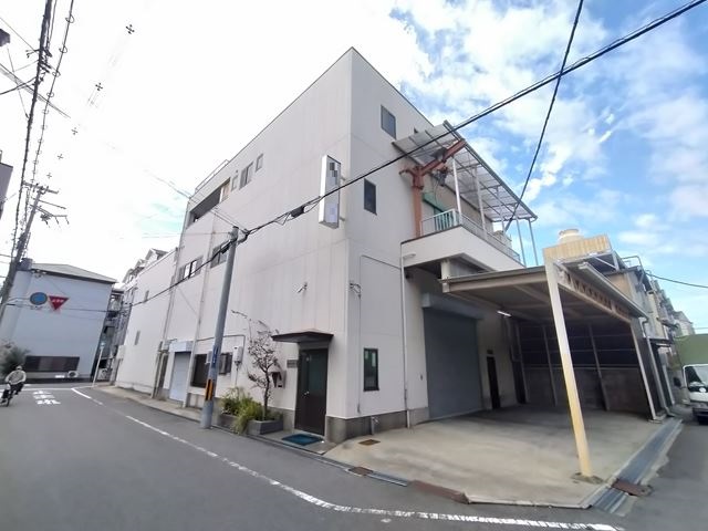 近隣にホームセンターあります