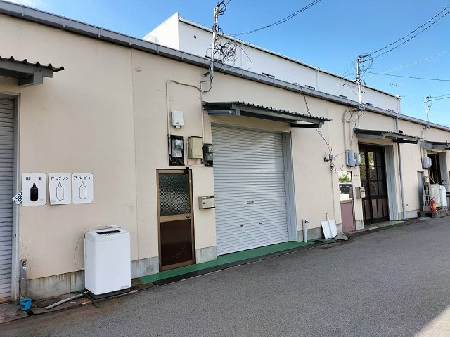 連棟倉庫の一部貸です