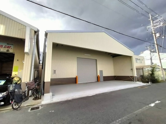 建物前が駐車スペースです。
