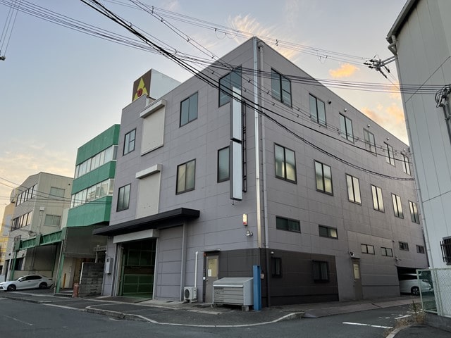 角地物件となります。