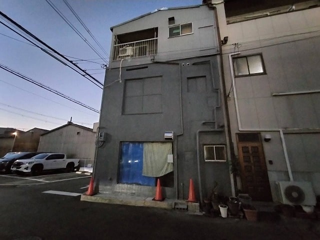 住居付倉庫です！