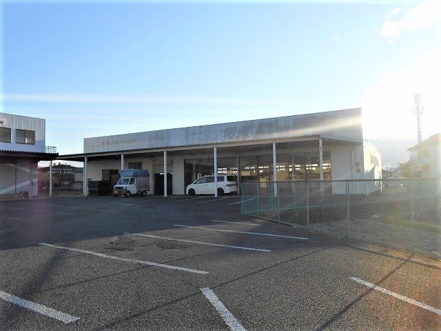 第一種中高層住居専用地域です。