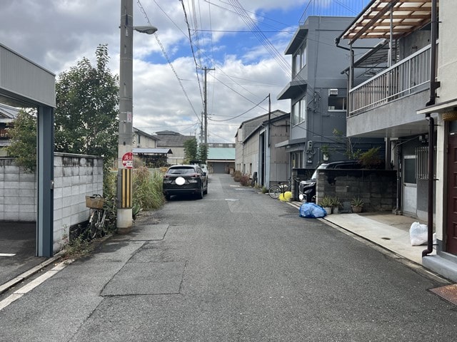 奥は行き止まりになっておいます。