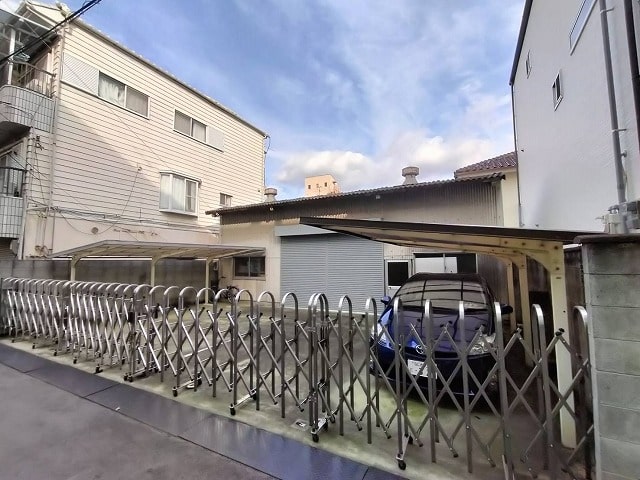 駐車代（１台15000円／月）