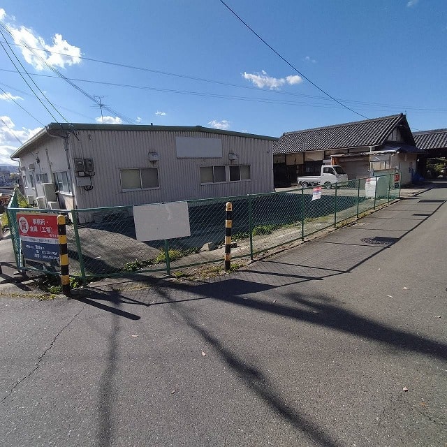 敷地約330坪