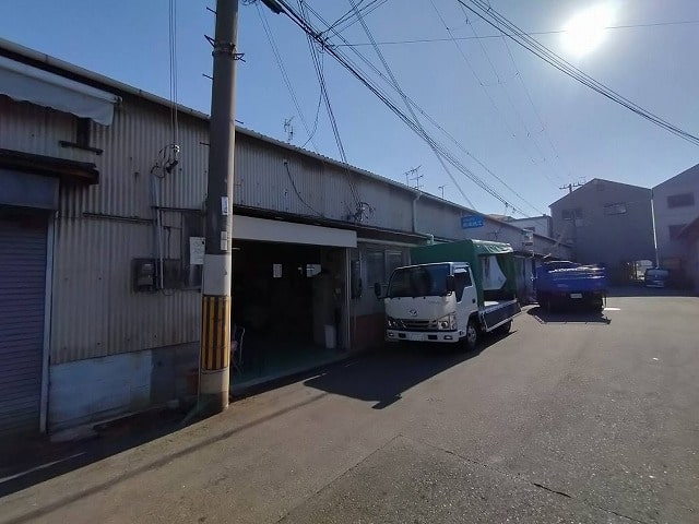 西堤本通西の34坪倉庫