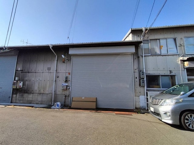 出入口シャッター　Ｗ2.9ｍ　Ｈ2.5ｍ
