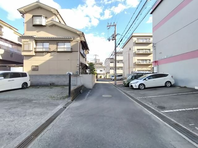 近隣にコンビニあり