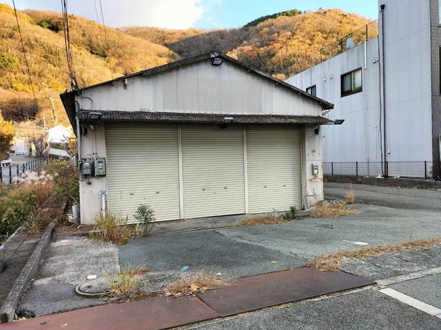 平屋建て31坪倉庫