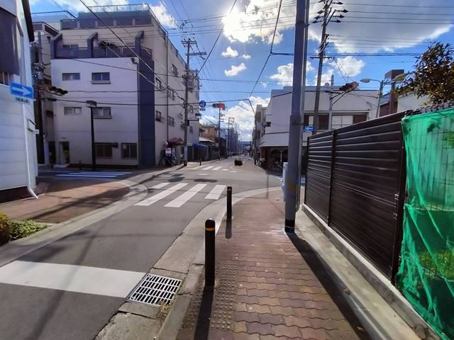 近隣にコンビニあり
