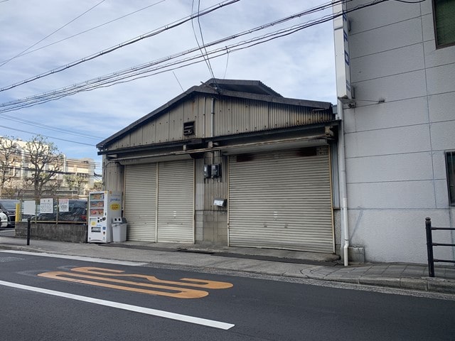深江橋駅から徒歩10分の駅ちかです。