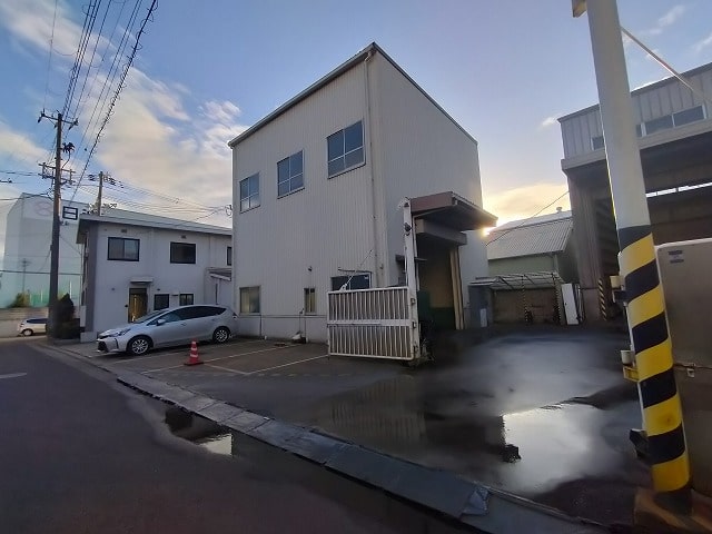 ２．０tクレーン付き